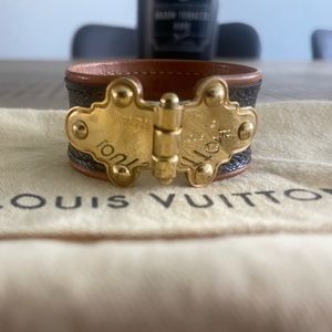 Louis Vuitton bracelet
